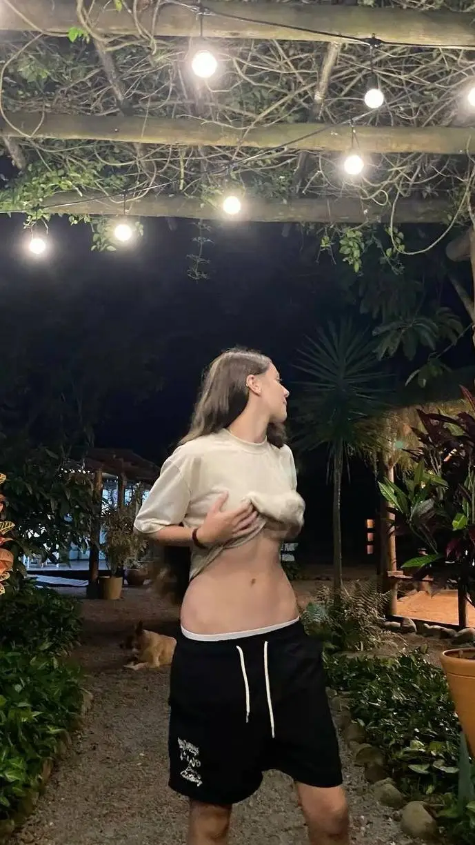 Talkie AI - Chat with Tessa