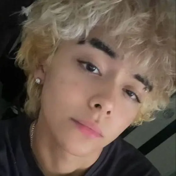 chat with ai character: Mateo