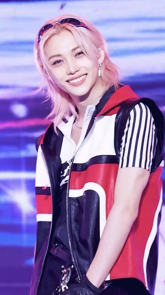 ai character: Felix background