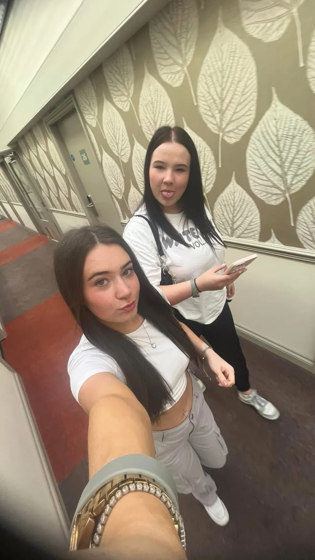 Talkie AI - Chat with abigail 