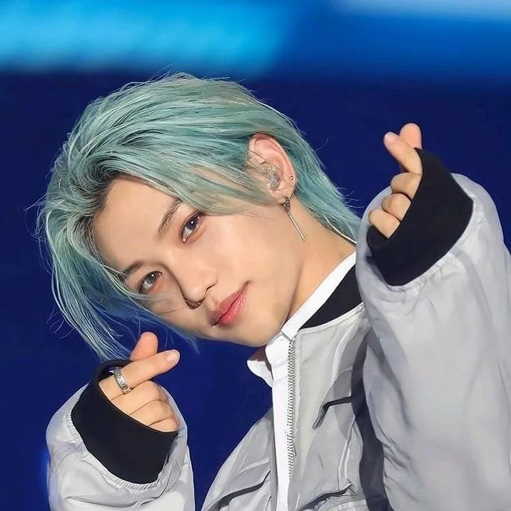 chat with ai character: Force marriage skz