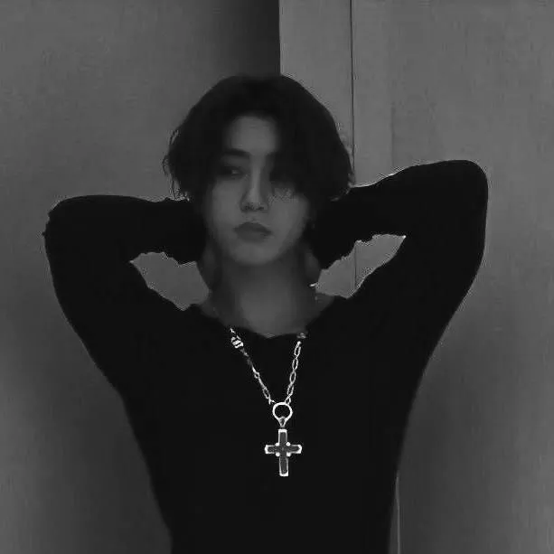 chat with ai character: Han Jisung 🐿