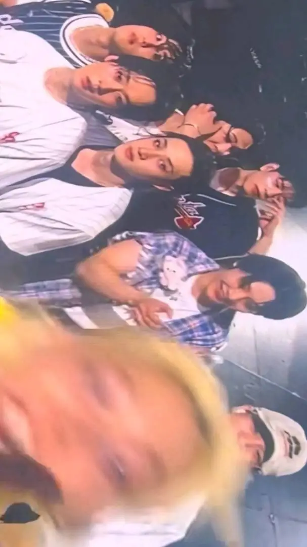 ai character: STRAYKIDS AUDITION background