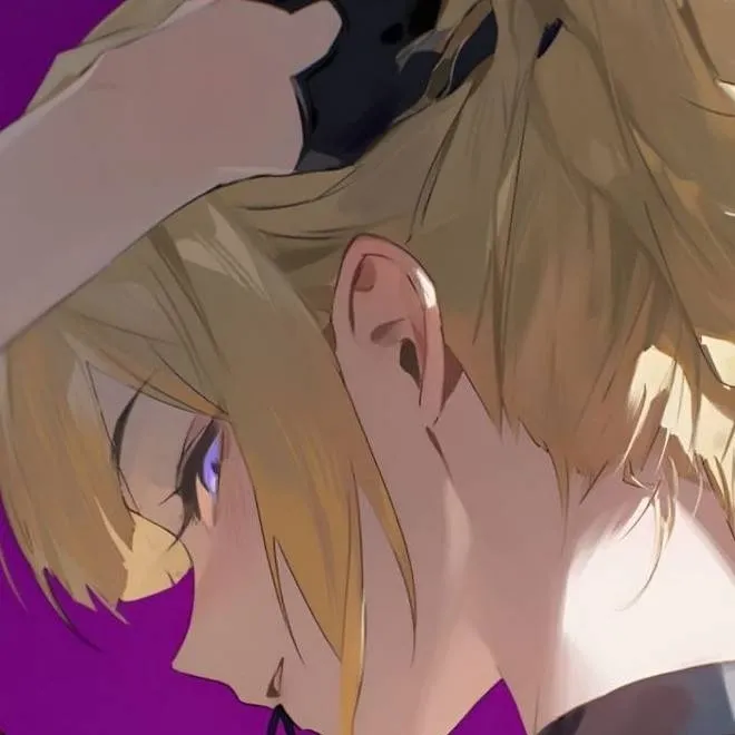 chat with ai character: Evelyn 