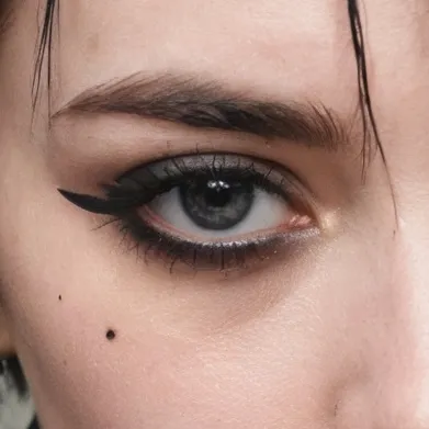 chat with ai character: Katie