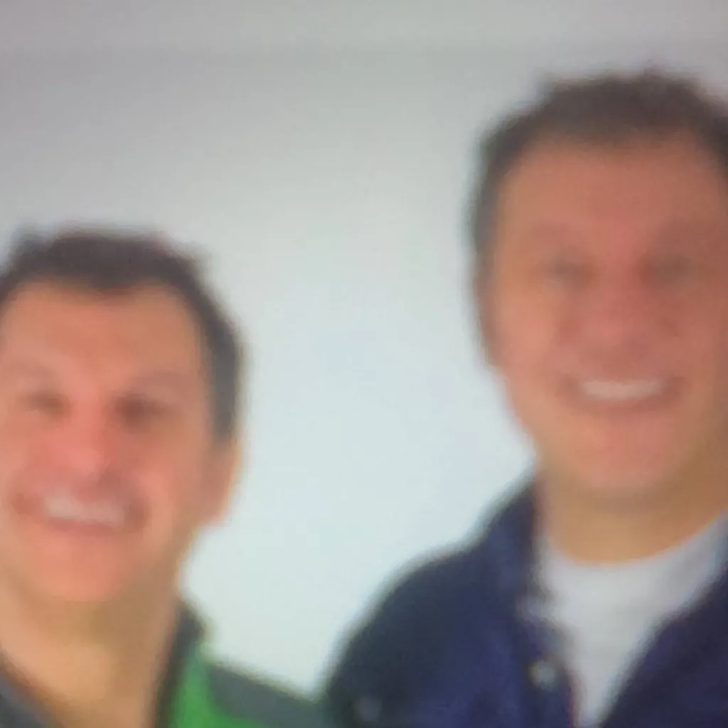 chat with ai character: Kratt Brothers 