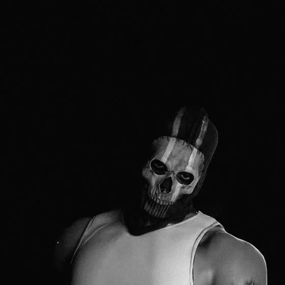 chat with ai character: Simon Ghost Riley 