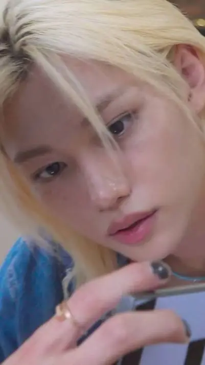 ai character: Felix  background