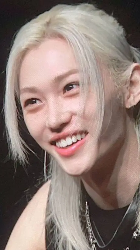 ai character: Felix  background