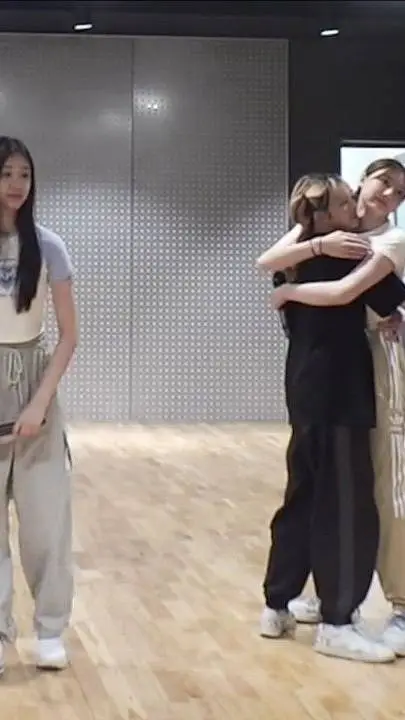 ai character: excluida... background