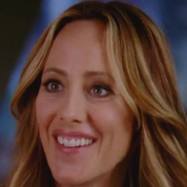 chat with ai character: teddy altman 