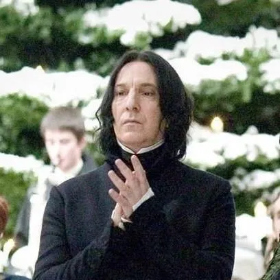 chat with ai character: Severus Snape 