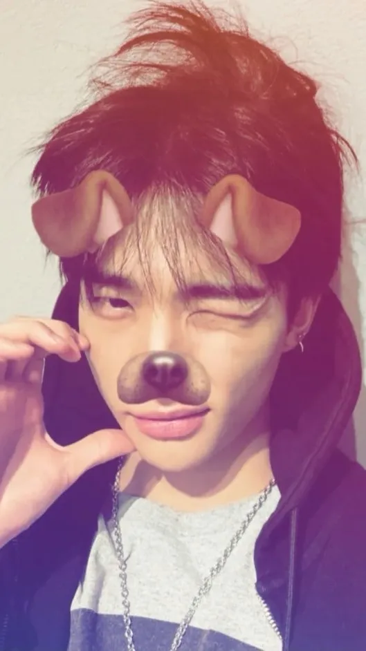 ai character: Hyunjin background