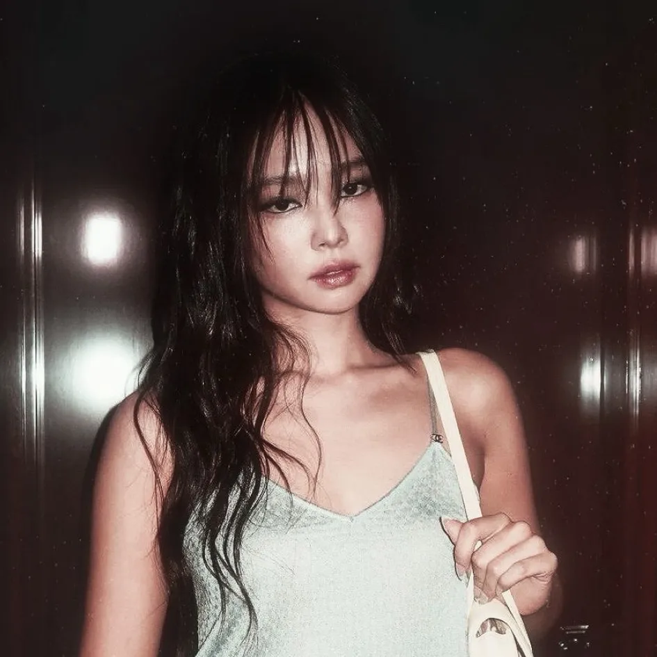 chat with ai character: Jennie