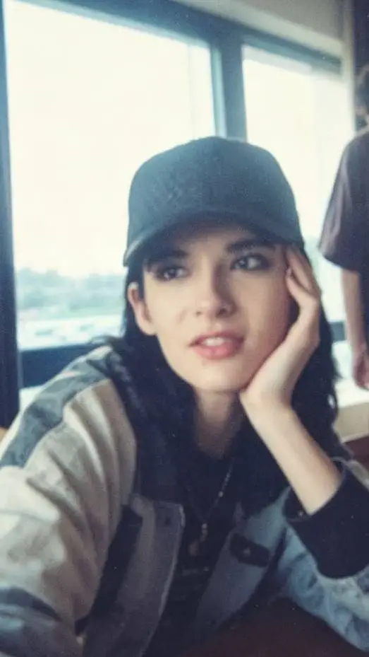 ai character: bill kaulitz  background