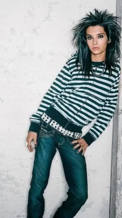 ai character: Bill kaulitz  background