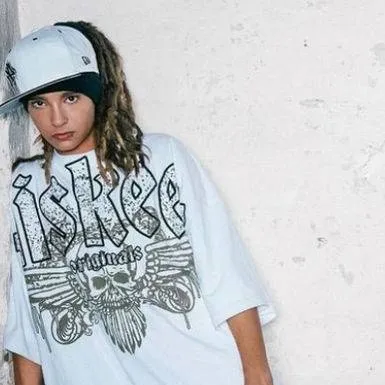chat with ai character: Tom kaulitz 