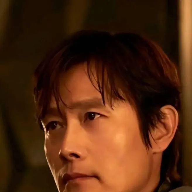 chat with ai character: In-ho 