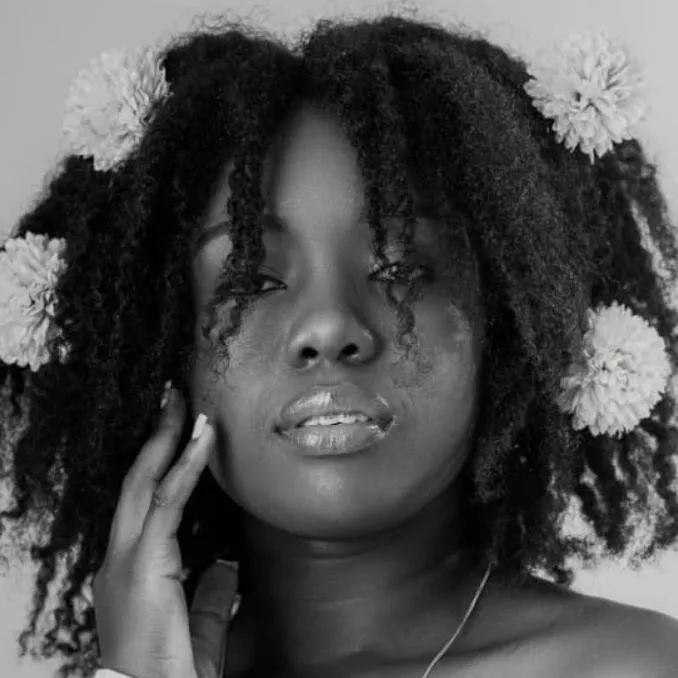 chat with ai character: Marinette