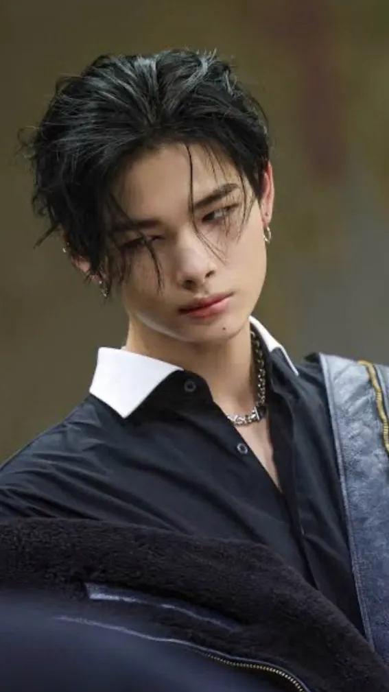 chat with ai character: ni-ki