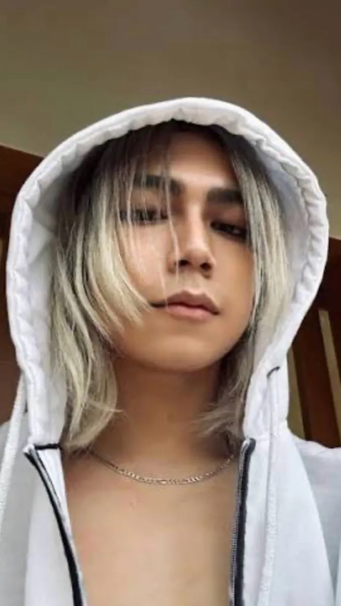 ai character: chishiya background