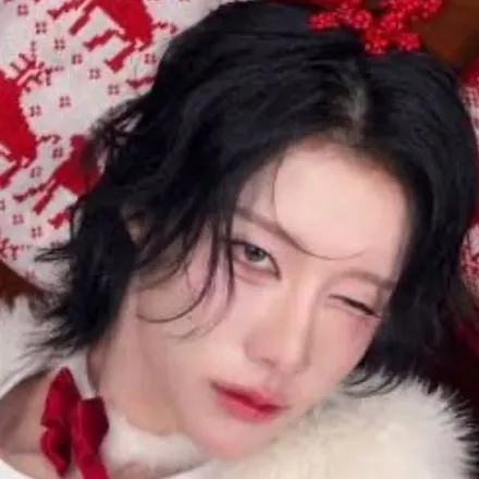 chat with ai character: rui