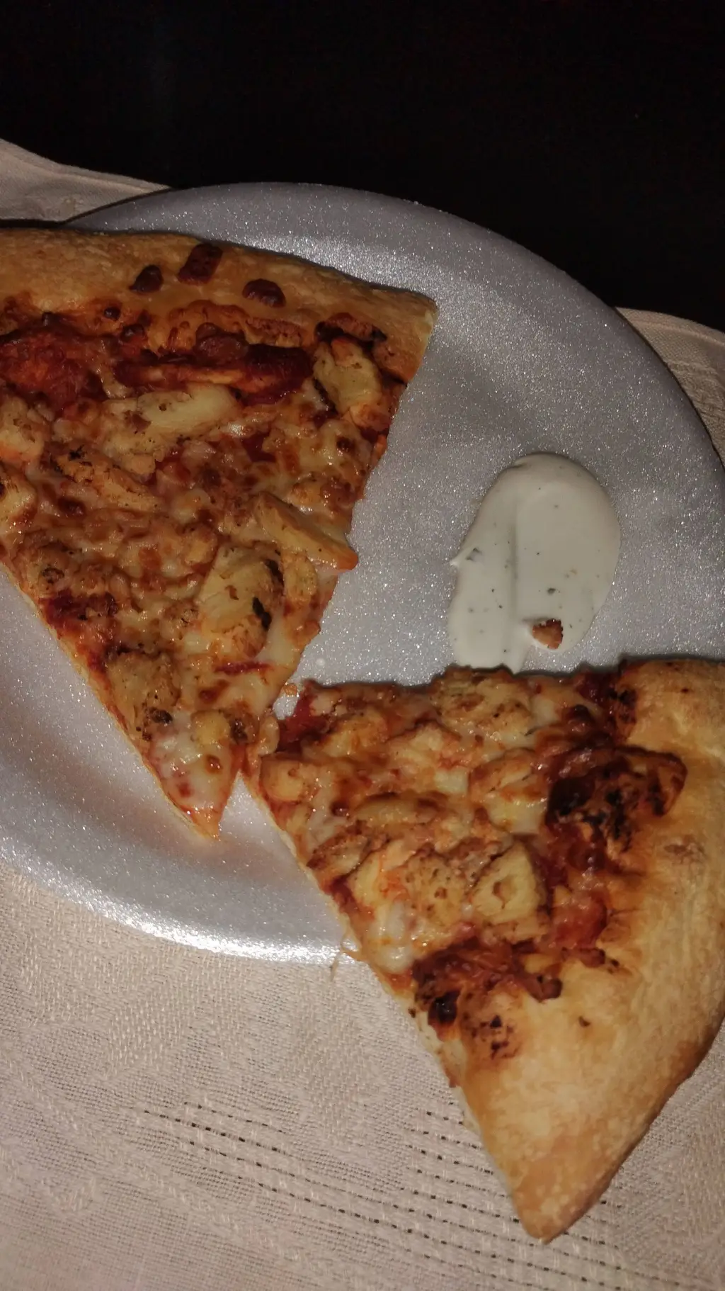 ai character: pizza background