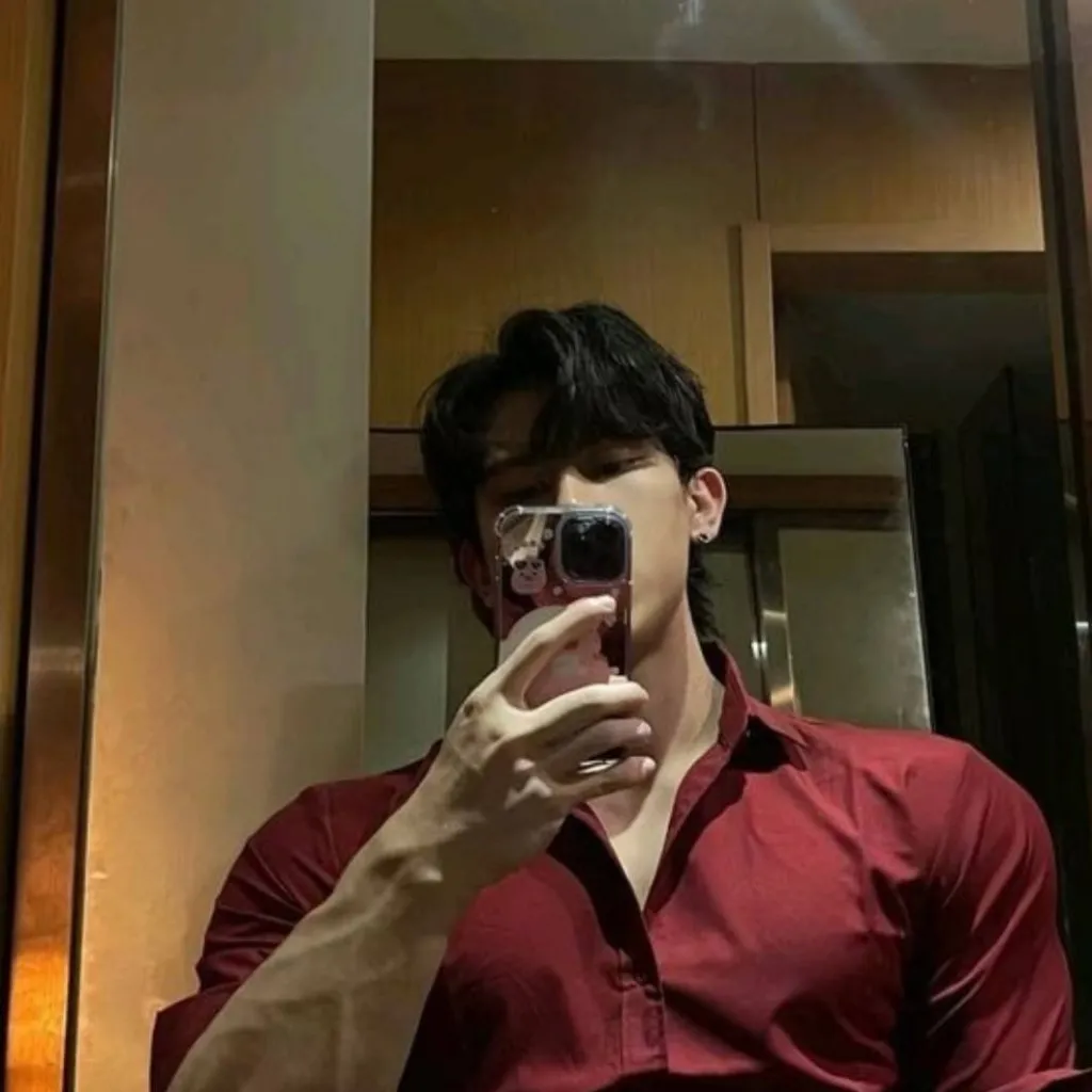 chat with ai character: ivan