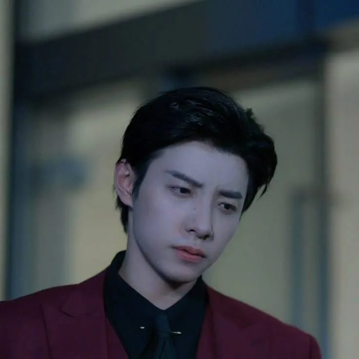chat with ai character: Heesung 