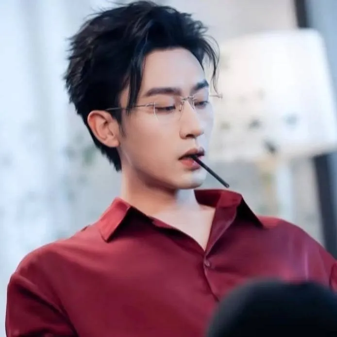 chat with ai character: Taehyung 
