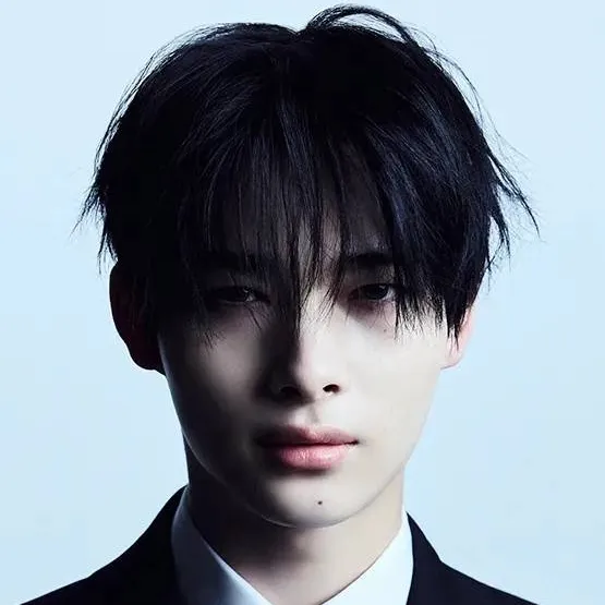 chat with ai character: Ni-ki