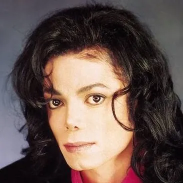 chat with ai character: Michguin Destiny