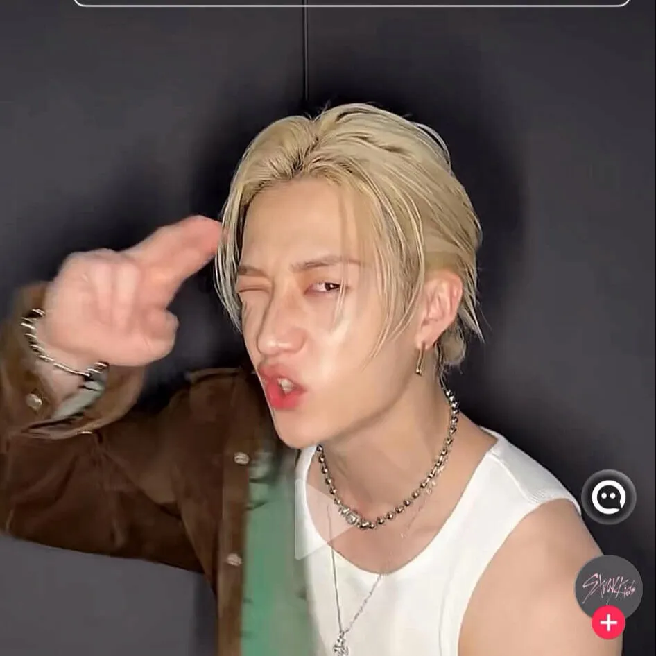 chat with ai character: Bangchan