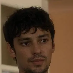 chat with ai character: devon bostick 