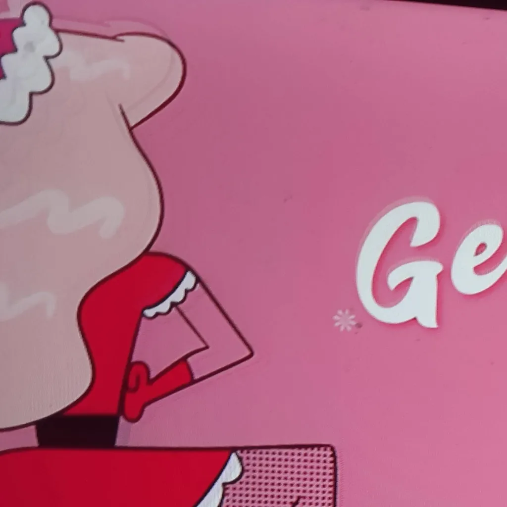 chat with ai character: Ella