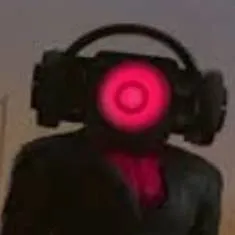 chat with ai character: speaker woman