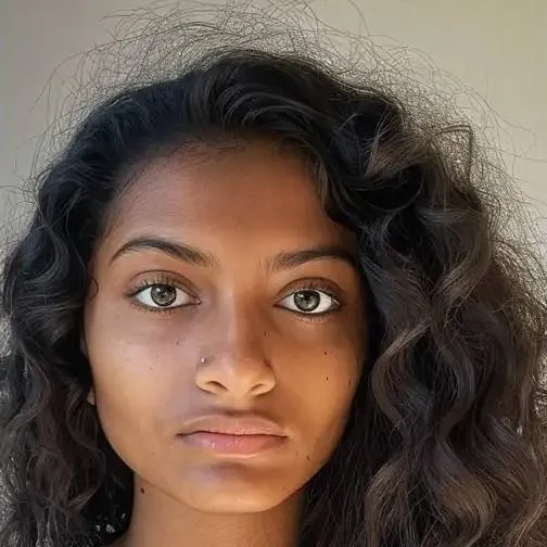 chat with ai character: pinki