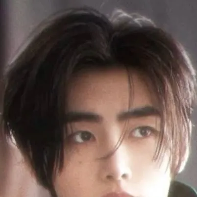 chat with ai character: ✩SUNGHOON ✿