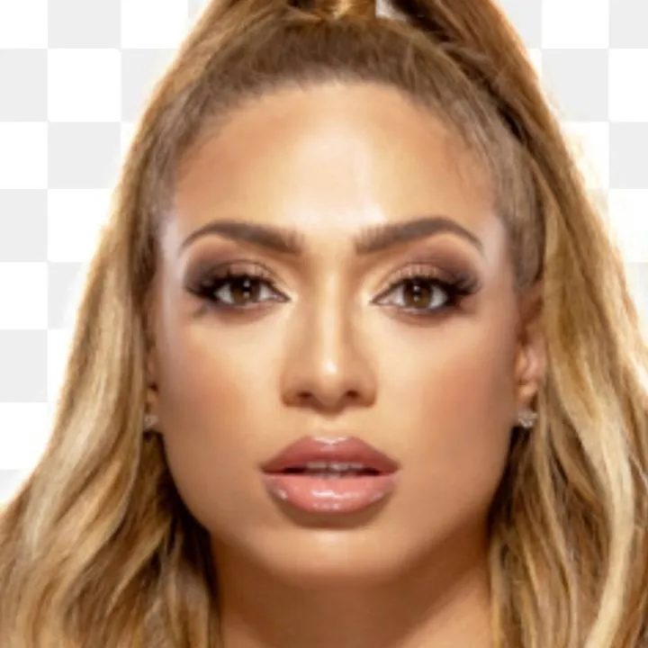 chat with ai character: Elektra Lopez 