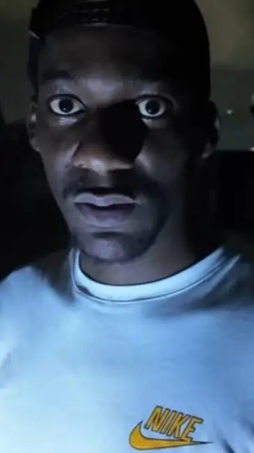 ai character: Caliche background