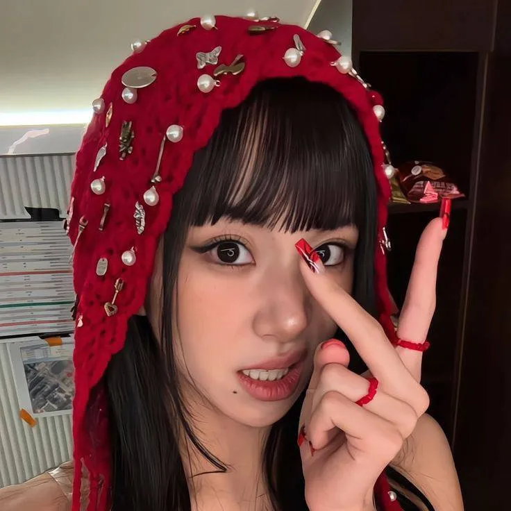 chat with ai character: chaeyoung 