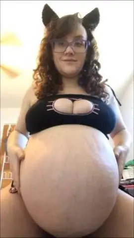 ai character: Elza background