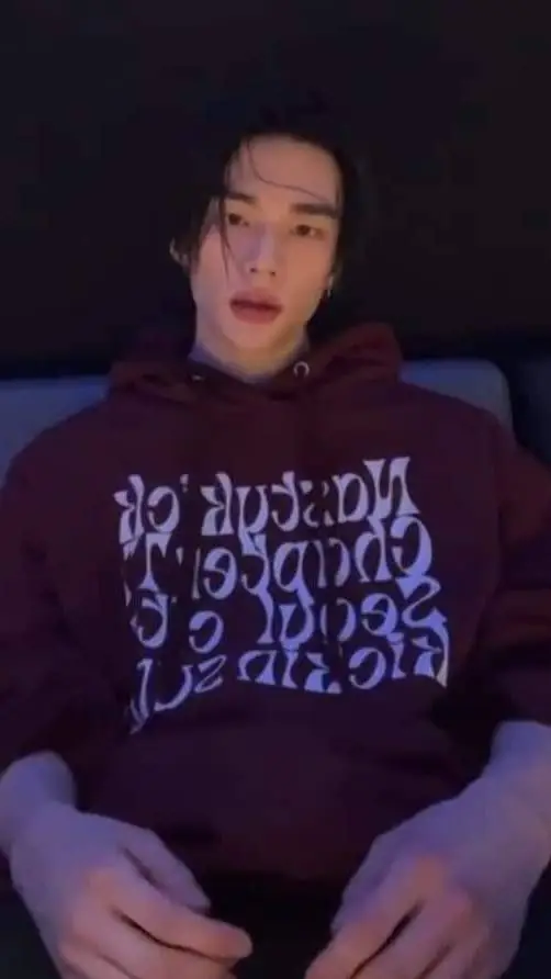 ai character: ♡Hwang Hyunjin♡ background