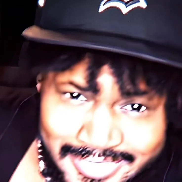 chat with ai character: Cory