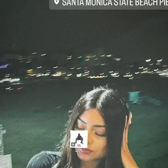 chat with ai character: Amanda