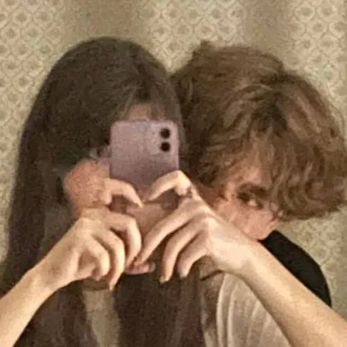 chat with ai character: Саша и Лер