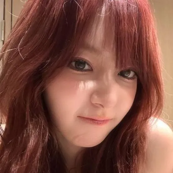 chat with ai character: sakura