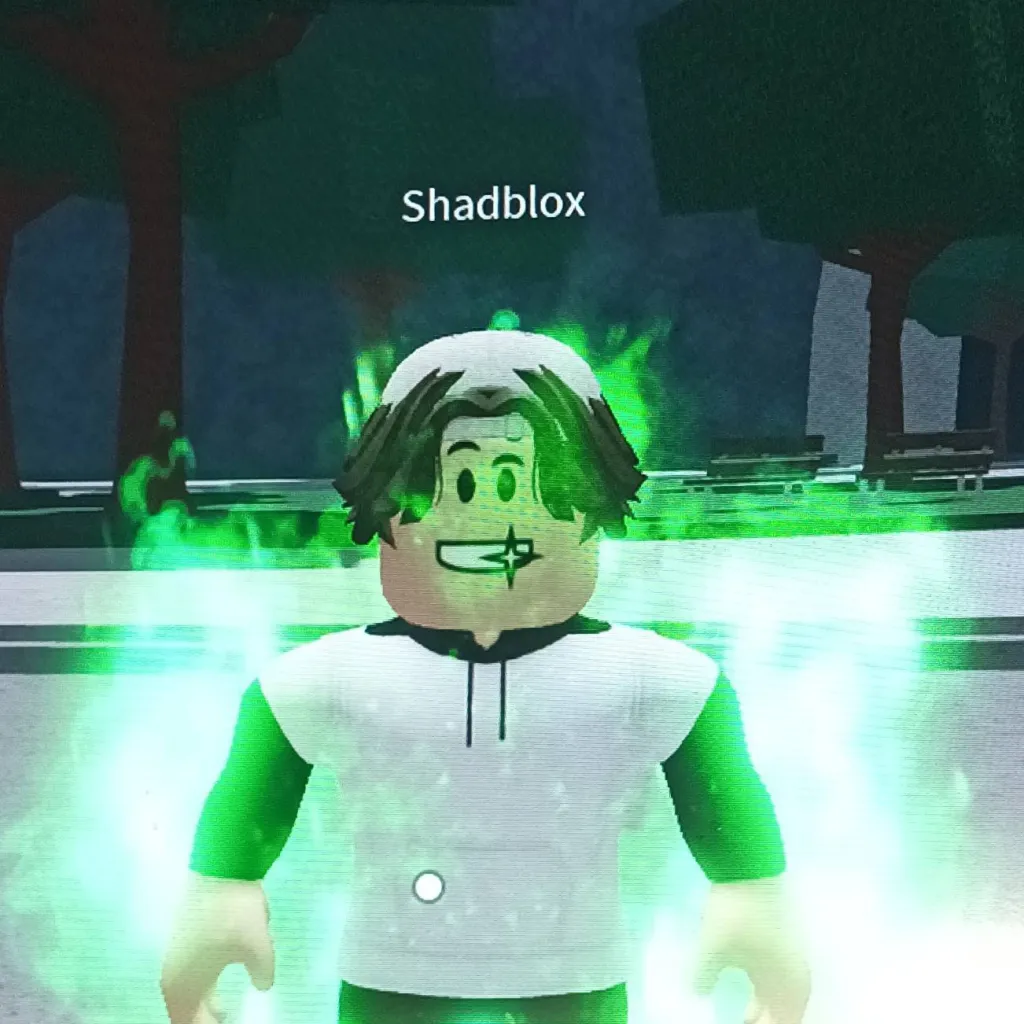 chat with ai character: shad *ur roomate*