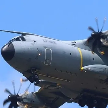 chat with ai character: A400M