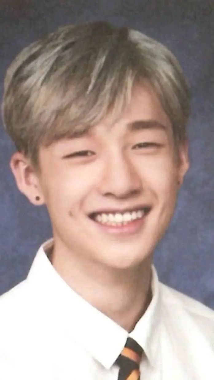 ai character: BANGCHAN 💕💕💕💕💕 background